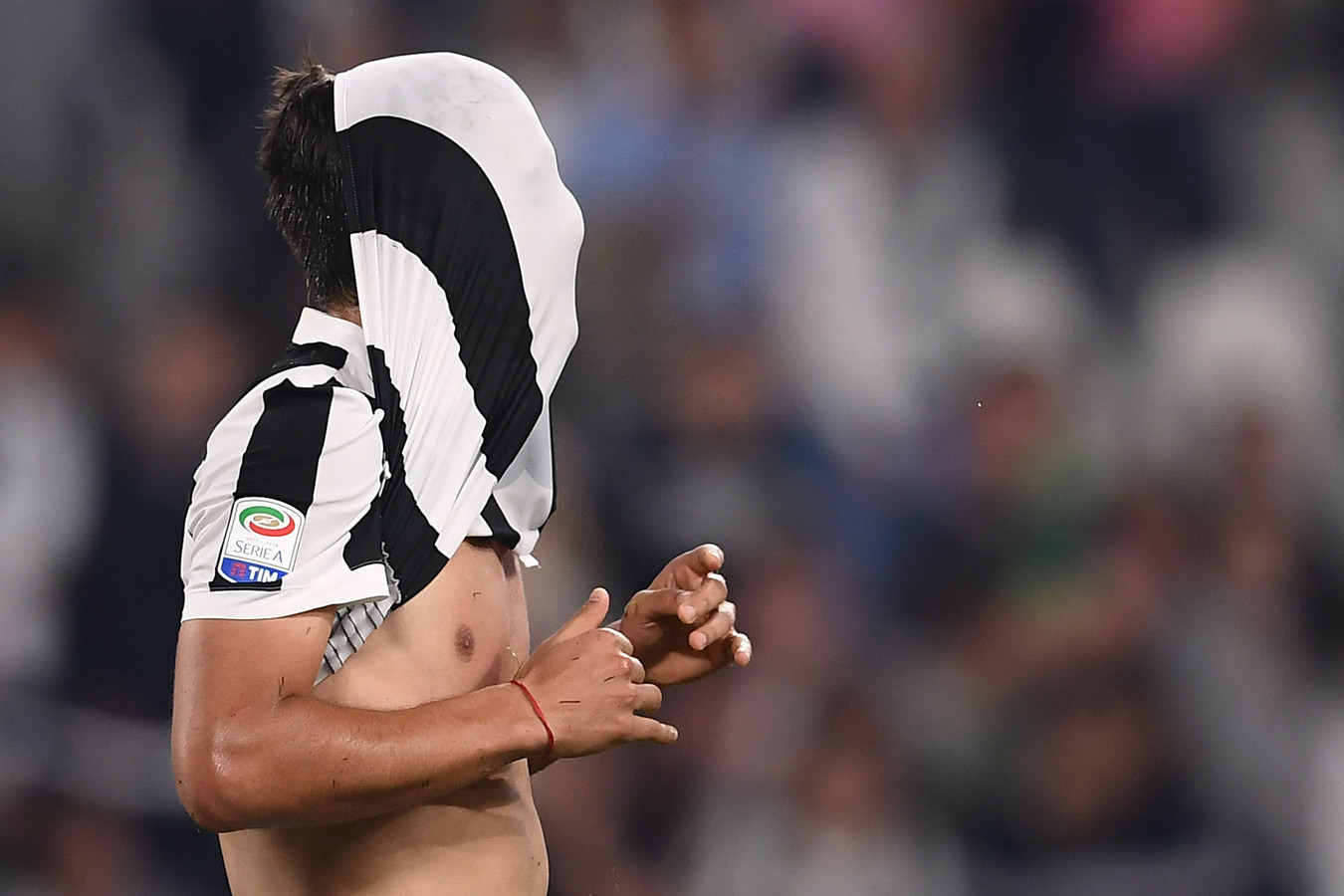 calciatore juventus maglietta